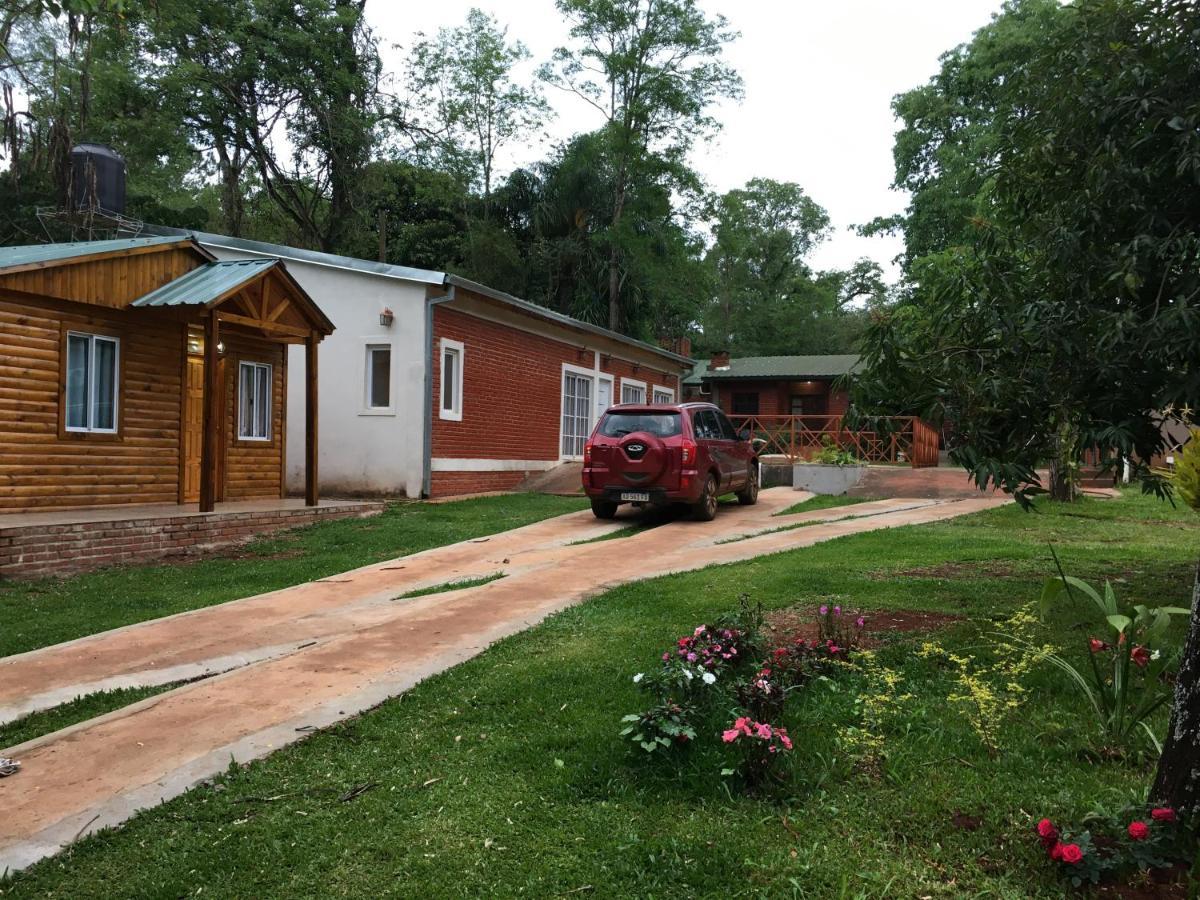 Posada Enki Puerto Iguazú Kültér fotó