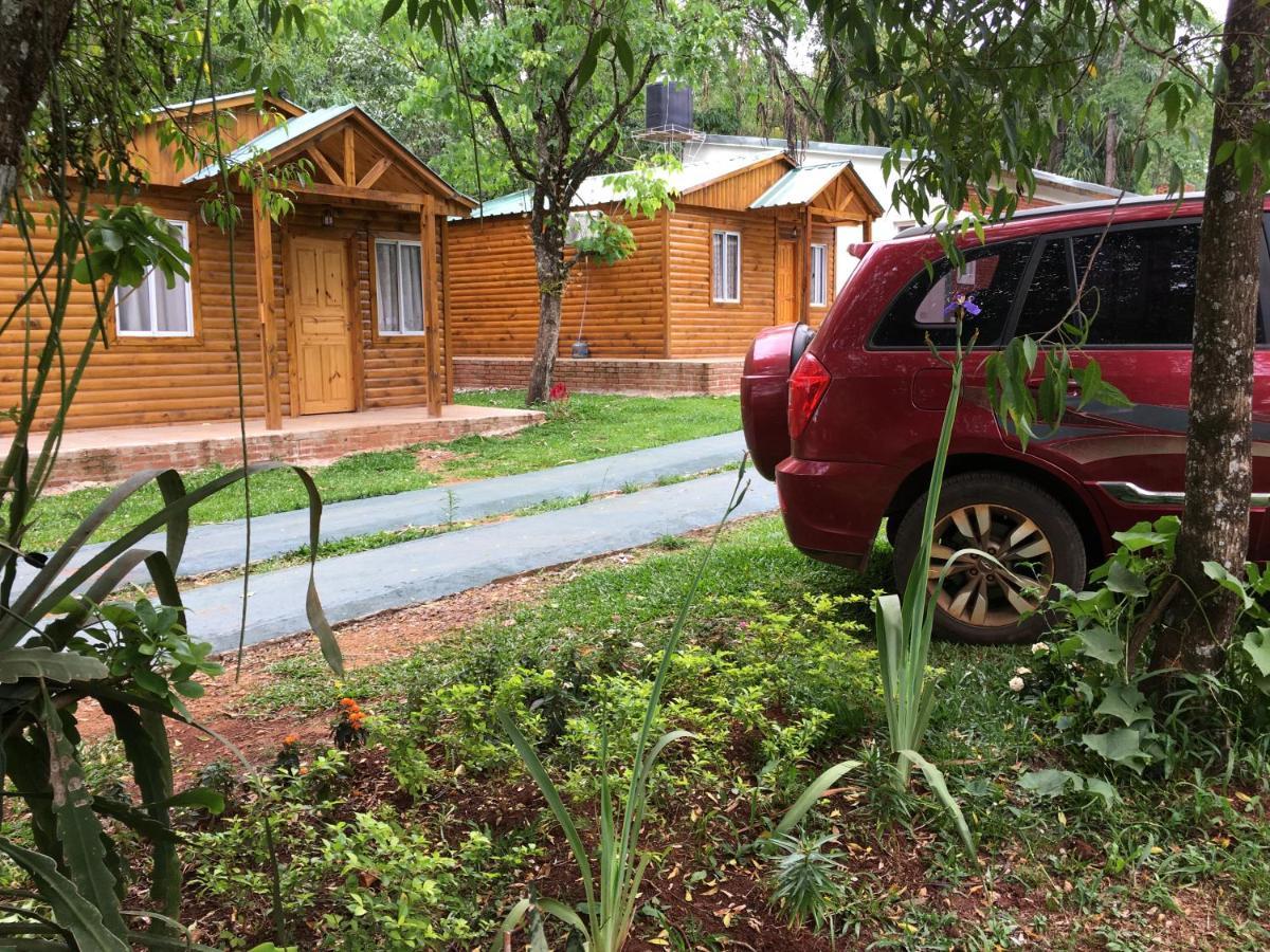 Posada Enki Puerto Iguazú Kültér fotó
